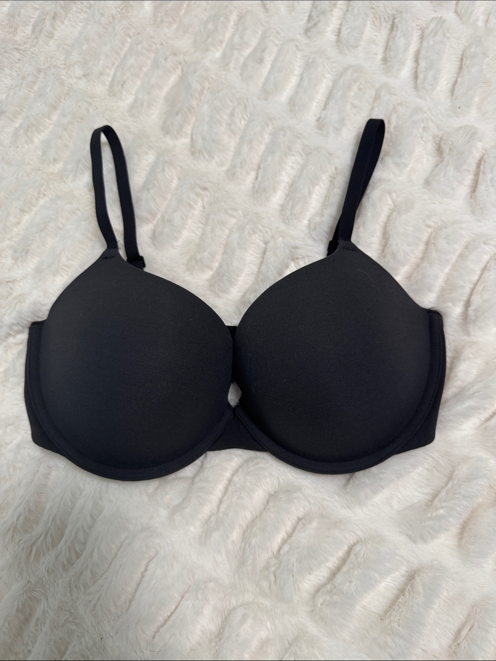 SKIMS black push-up bra 34D
